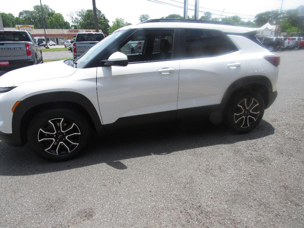 used 2024 Chevrolet TrailBlazer car, priced at $31,995