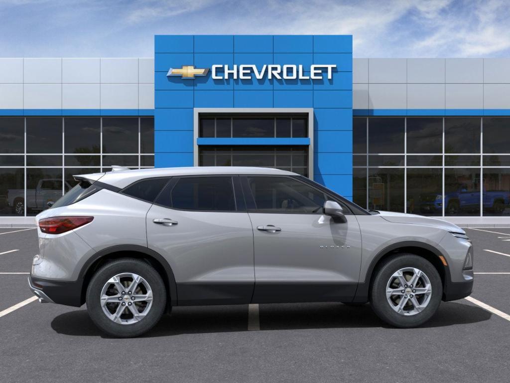 new 2025 Chevrolet Blazer car, priced at $36,985
