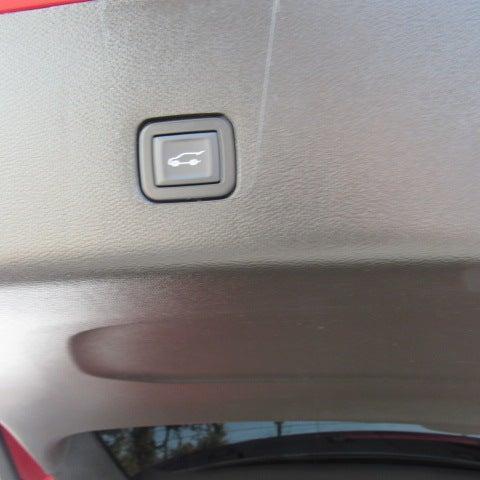 used 2023 Chevrolet Traverse car, priced at $39,995