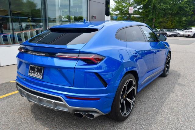 used 2022 Lamborghini Urus car, priced at $221,933