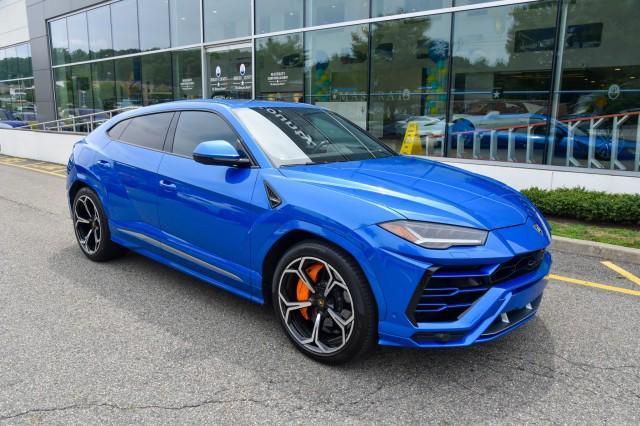 used 2022 Lamborghini Urus car, priced at $221,933