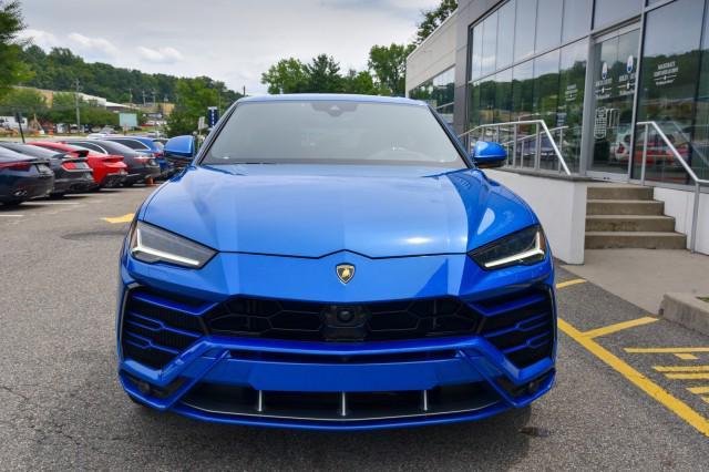 used 2022 Lamborghini Urus car, priced at $221,933