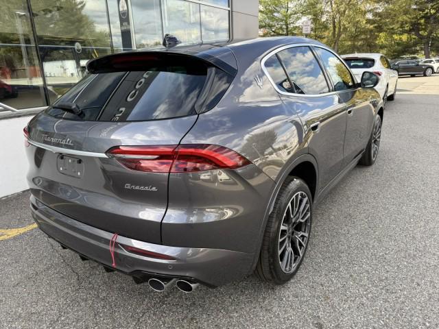 new 2025 Maserati Grecale car, priced at $81,385
