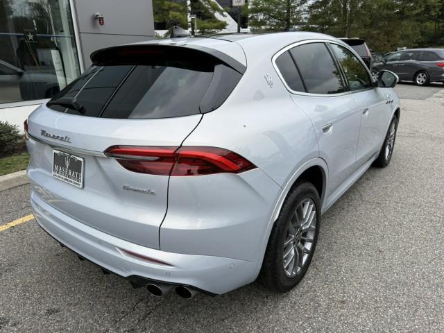 new 2025 Maserati Grecale car, priced at $86,225