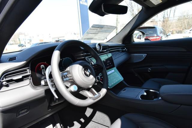new 2025 Maserati Grecale car, priced at $78,325