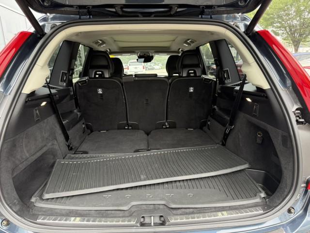 used 2022 Volvo XC90 car, priced at $39,667