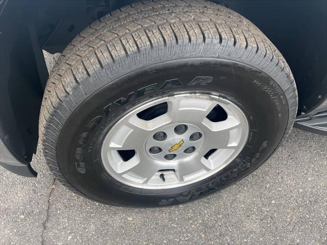 used 2009 Chevrolet Tahoe car, priced at $10,995