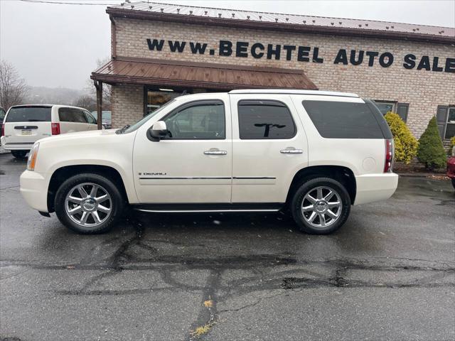 used 2009 GMC Yukon car, priced at $13,995