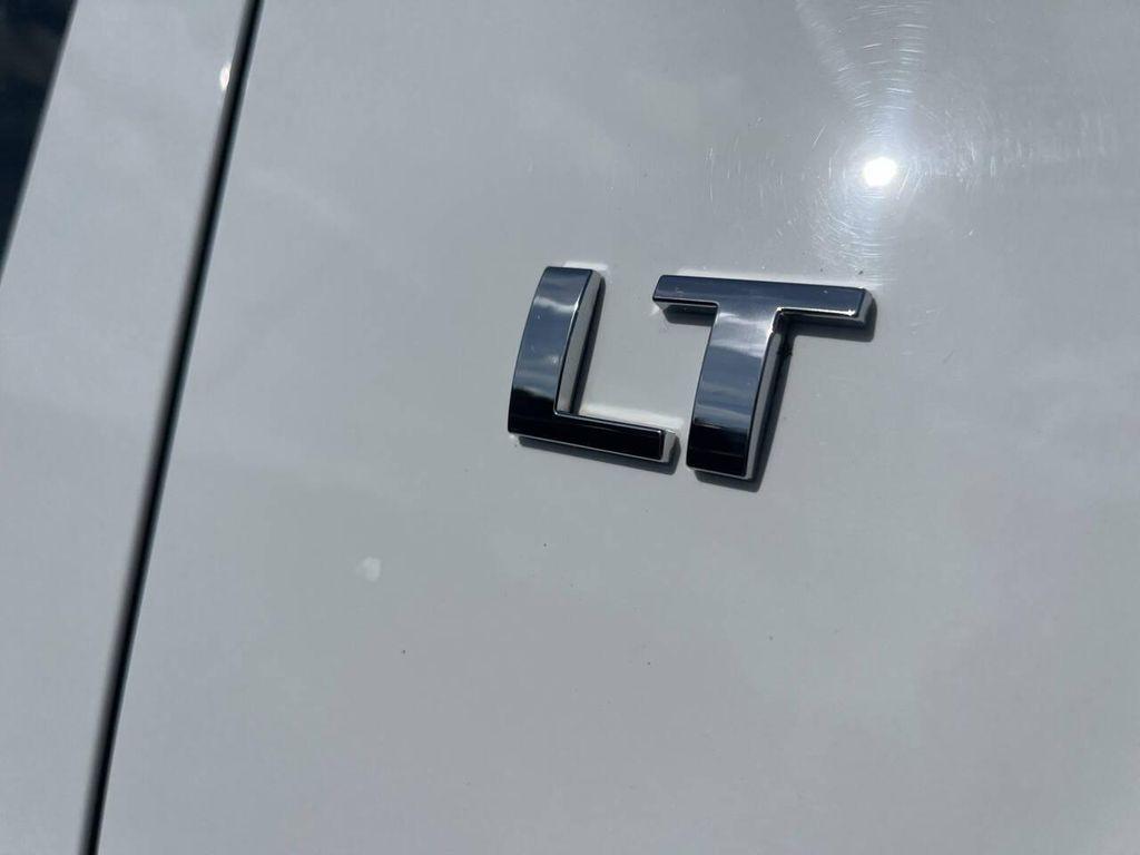 used 2014 Chevrolet Suburban car, priced at $18,995
