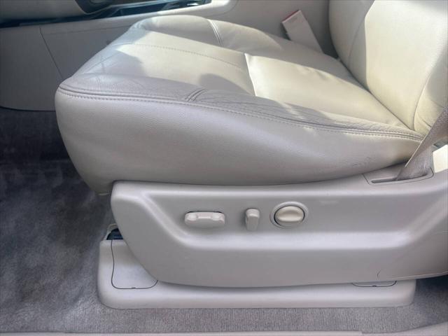 used 2014 GMC Yukon car, priced at $13,995