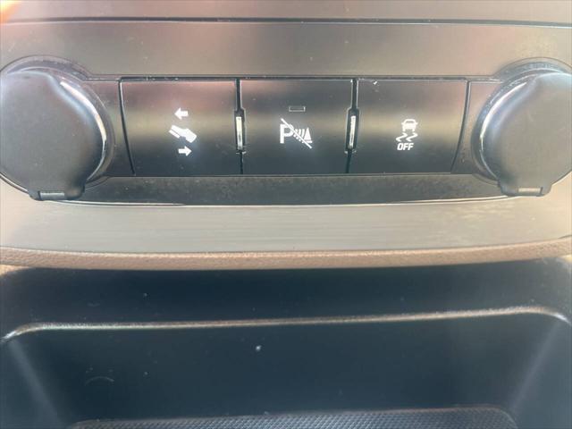 used 2014 GMC Yukon car, priced at $13,995