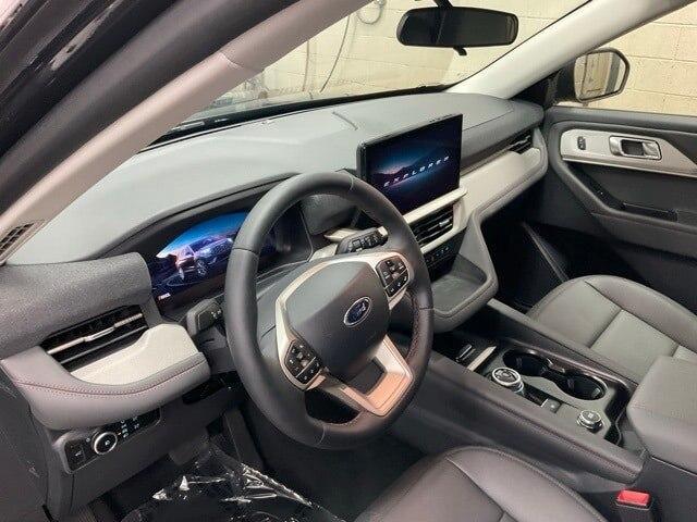 new 2025 Ford Explorer car, priced at $47,498