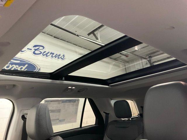 new 2025 Ford Explorer car, priced at $49,966