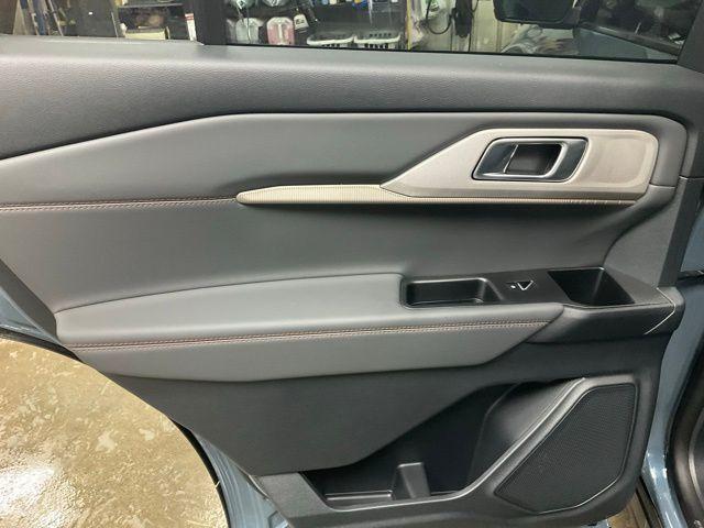 new 2025 Ford Explorer car, priced at $49,966