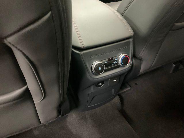 new 2025 Ford Explorer car, priced at $49,966