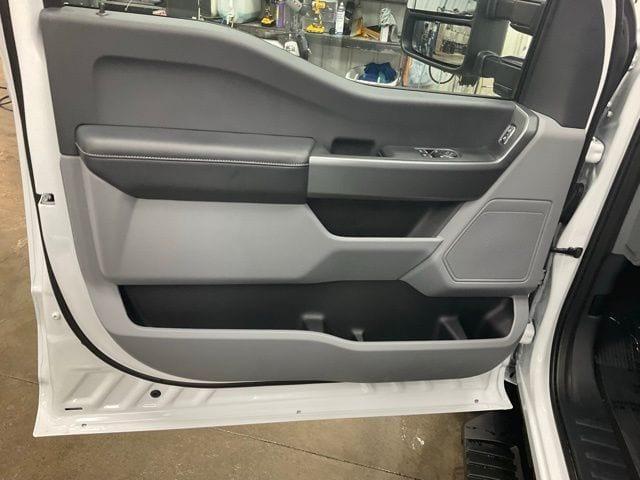 new 2025 Ford F-350 car, priced at $69,998