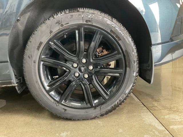 used 2024 Ford Edge car, priced at $33,995