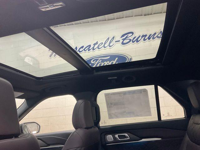 new 2025 Ford Explorer car, priced at $58,495