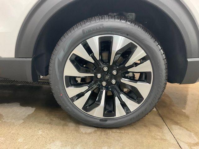 new 2025 Ford Explorer car, priced at $58,495
