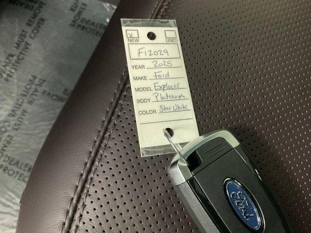 new 2025 Ford Explorer car, priced at $58,495