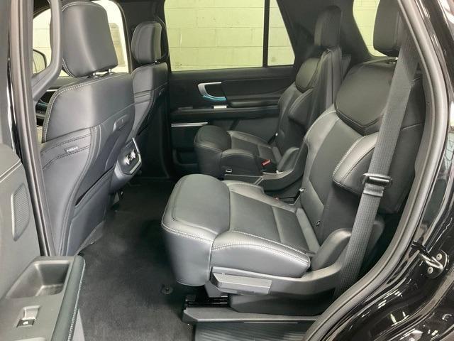 new 2025 Ford Expedition car, priced at $82,488