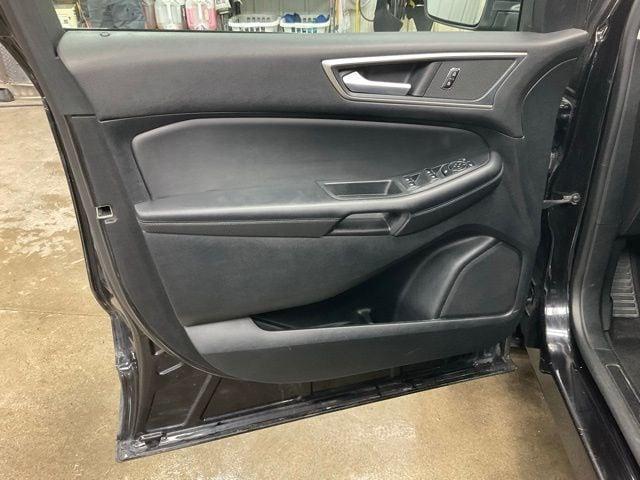 used 2024 Ford Edge car, priced at $24,995