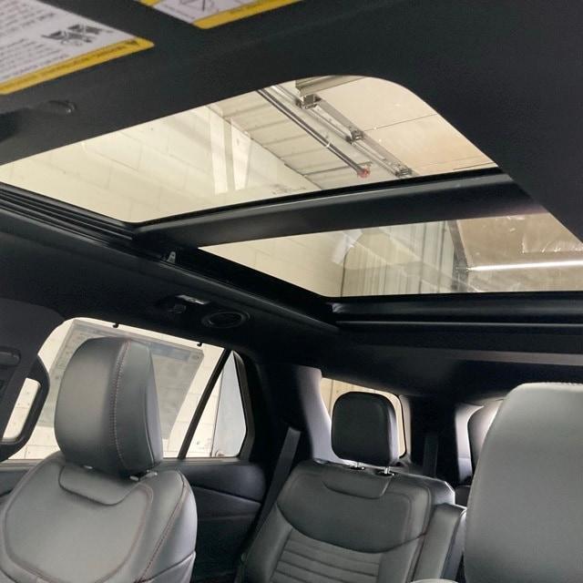 new 2025 Ford Explorer car, priced at $54,806