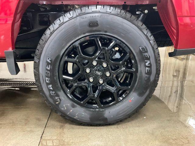 new 2025 Ford F-150 car, priced at $61,660