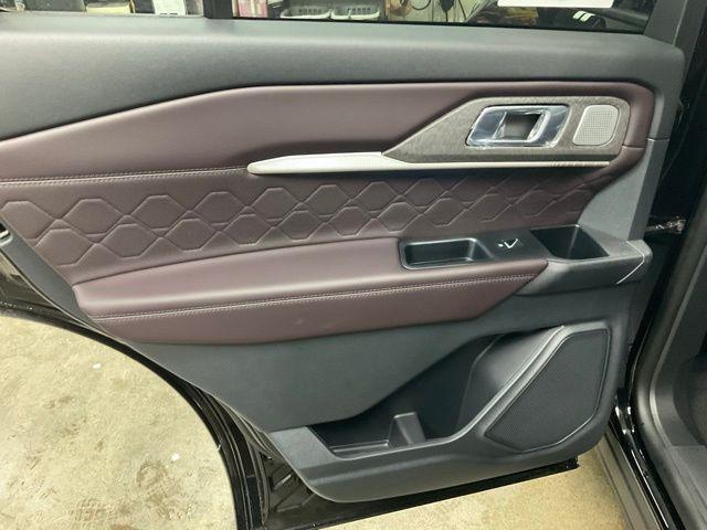 new 2025 Ford Explorer car, priced at $57,498