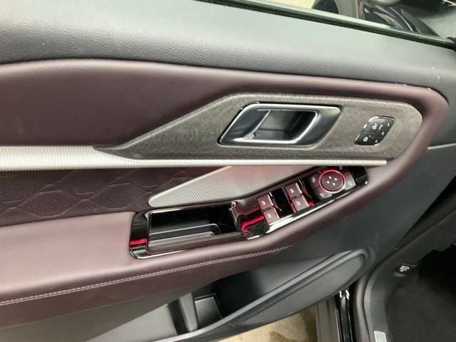 new 2025 Ford Explorer car, priced at $57,498