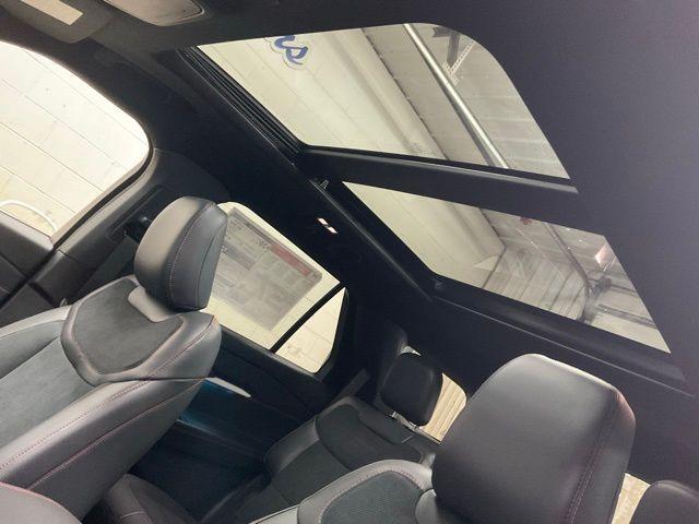 new 2025 Ford Explorer car, priced at $59,999