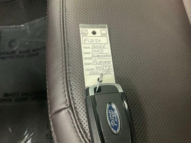 new 2025 Ford Expedition Max car, priced at $91,355