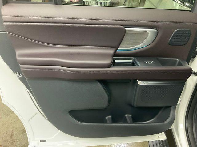 new 2025 Ford Expedition Max car, priced at $91,355