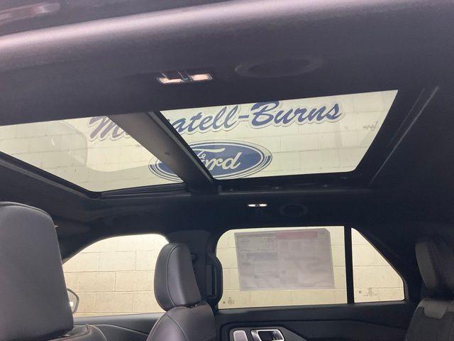 new 2025 Ford Explorer car, priced at $59,998