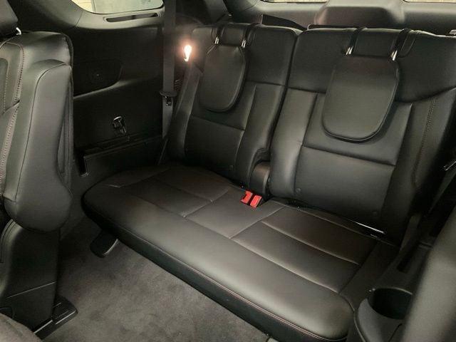 new 2025 Ford Explorer car, priced at $59,998
