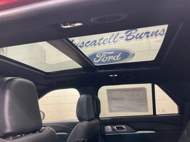 new 2025 Ford Explorer car, priced at $60,798