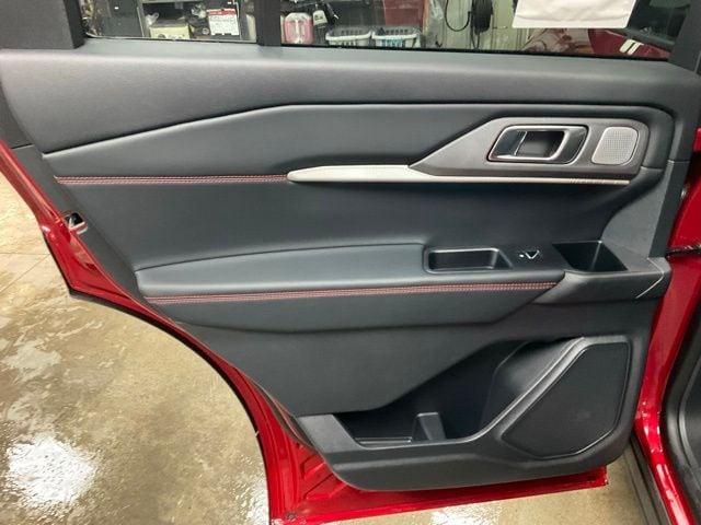 new 2025 Ford Explorer car, priced at $60,798