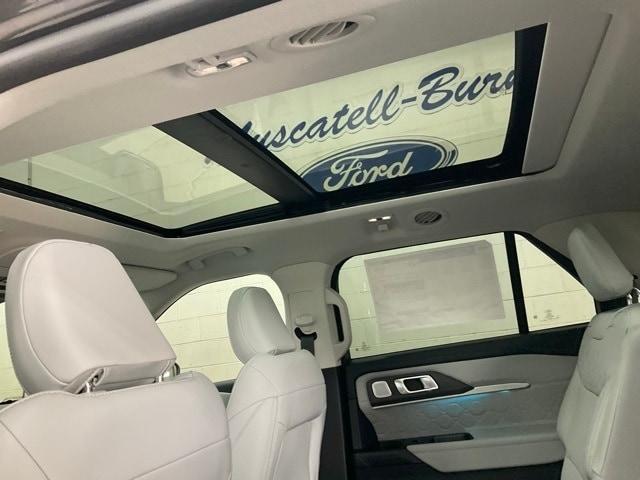 new 2025 Ford Explorer car, priced at $55,826
