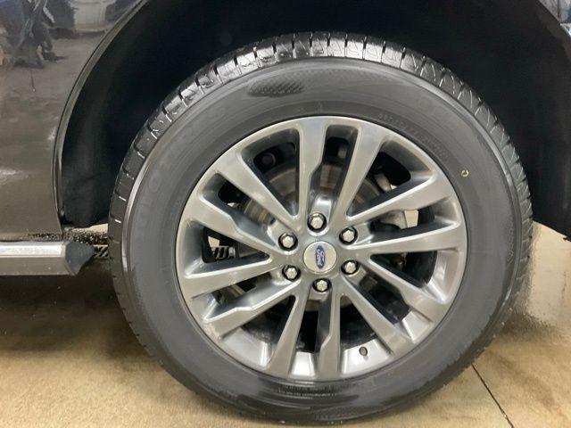 used 2021 Ford Expedition car, priced at $36,998