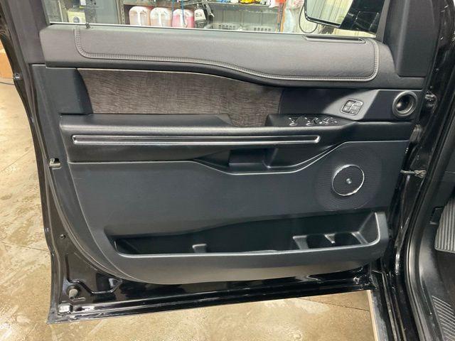 used 2021 Ford Expedition car, priced at $36,998