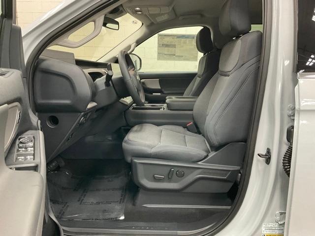 new 2025 Ford Expedition Max car, priced at $68,995