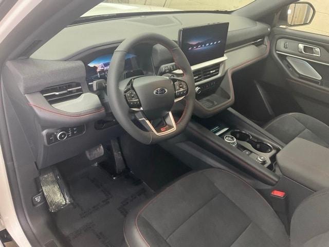 new 2025 Ford Explorer car, priced at $57,467