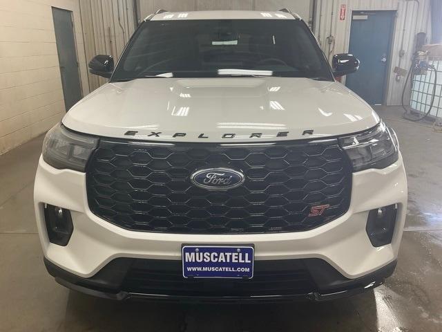 new 2025 Ford Explorer car, priced at $57,467
