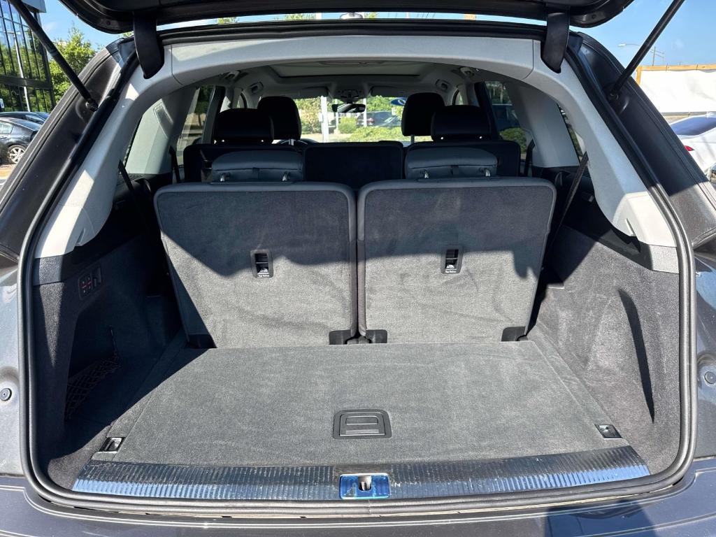 used 2020 Audi Q7 car, priced at $19,995