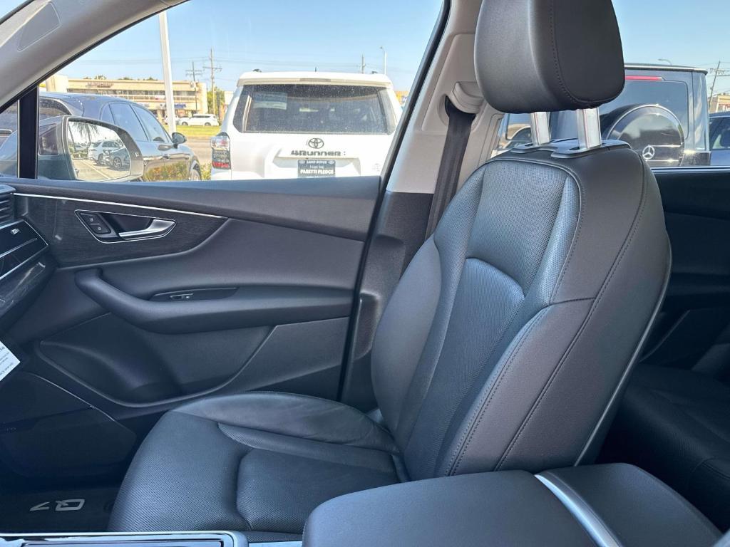 used 2020 Audi Q7 car, priced at $19,995