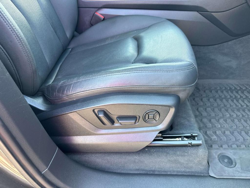 used 2020 Audi Q7 car, priced at $19,995