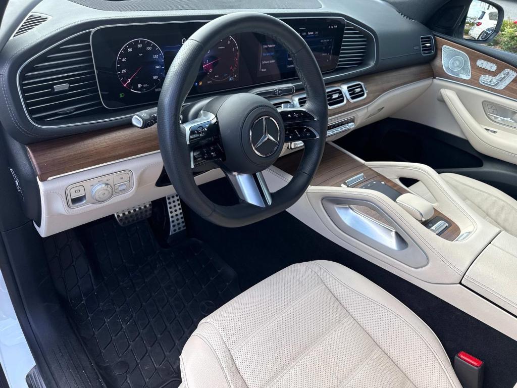 used 2025 Mercedes-Benz GLS 580 car, priced at $108,990