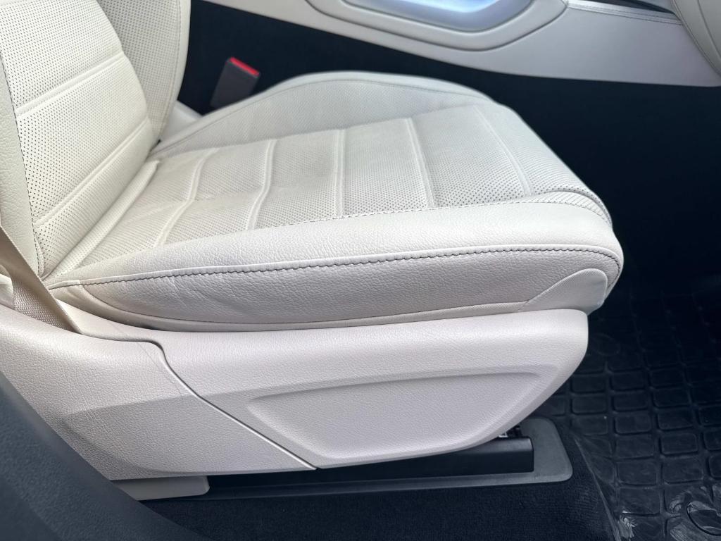 used 2025 Mercedes-Benz GLS 580 car, priced at $108,990