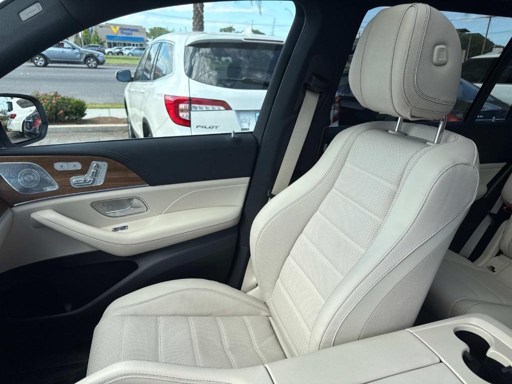 used 2025 Mercedes-Benz GLS 580 car, priced at $108,990