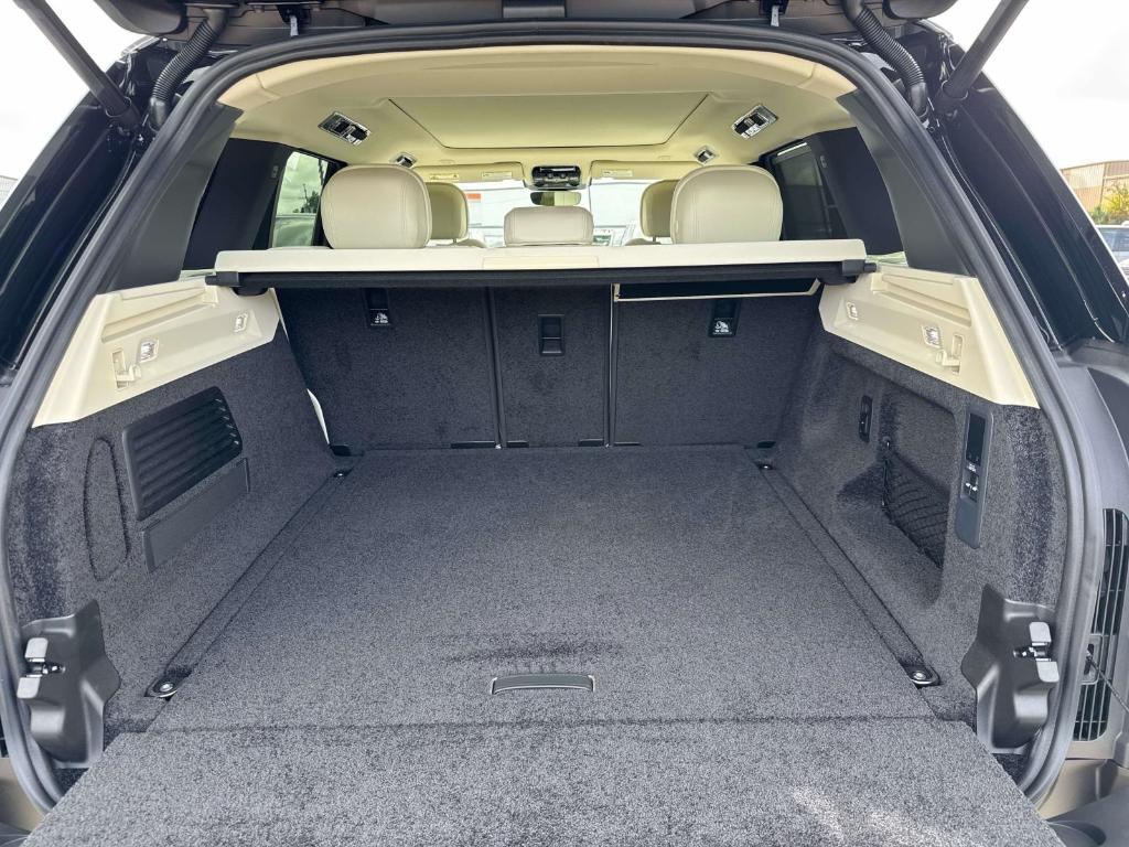 new 2025 Land Rover Range Rover car, priced at $149,985
